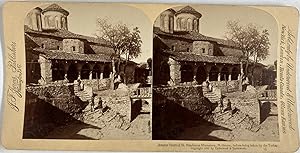 Grèce, Vallée de Pénée, Intérieur de la Cour du Monastère Saint Stéphanos, Vintage print, circa 1...