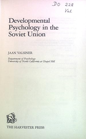 Image du vendeur pour Developmental Psychology in the Soviet Union. The Developing Body and Mind. mis en vente par books4less (Versandantiquariat Petra Gros GmbH & Co. KG)