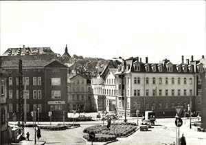 Bild des Verkufers fr Ansichtskarte / Postkarte Gotha in Thringen, Suttnerplatz, Passanten, Fahrzeuge zum Verkauf von akpool GmbH