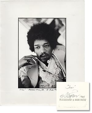 Original photograph of Jimi Hendrix, 1969, signed by photographer Alan Pappe
