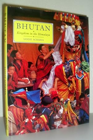 Immagine del venditore per Bhutan - Kingdom in the Himalaya venduto da Washburn Books