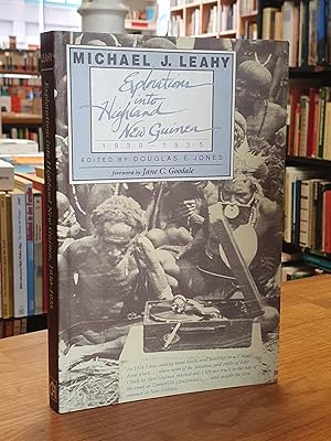 Bild des Verkufers fr Explorations Into Highland New Guinea - 1930 - 1935, foreworded by Jane C. Goodale, zum Verkauf von Antiquariat Orban & Streu GbR