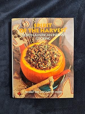 Immagine del venditore per SPIRIT OF THE HARVEST: NORTH AMERICAN INDIAN COOKING venduto da JB's Book Vault