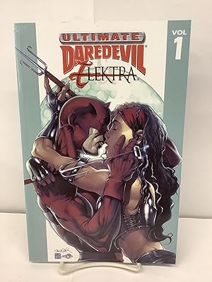 Bild des Verkufers fr Ultimate Daredevil & Elektra, Volume 1 zum Verkauf von Chamblin Bookmine