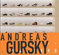 Seller image for Andreas Gursky : Photographs 1994-1997 (German/English) for sale by Antiquariat UEBUE