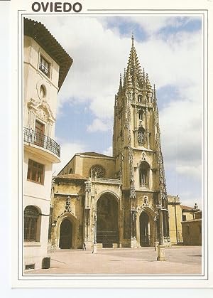 Imagen del vendedor de Postal 039272 : Oviedo. La Catedral a la venta por EL BOLETIN