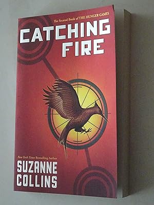 Imagen del vendedor de Catching Fire: The Second Book Of The Hunger Games a la venta por Powdersmoke Pulps