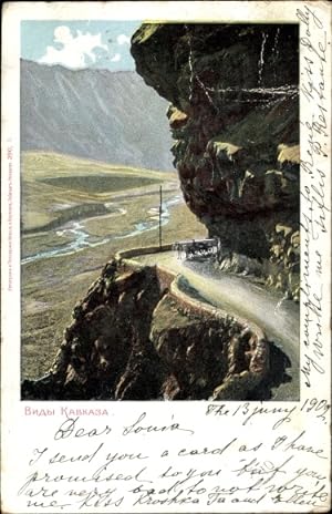 Bild des Verkufers fr Ansichtskarte / Postkarte Kaukasus Russialand, Bergpass, Karren, Abgrund, Talblick zum Verkauf von akpool GmbH