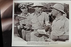 Image du vendeur pour The Story of Dr. Wassell 8 x 10 Still 1944 Gary Cooper mis en vente par AcornBooksNH