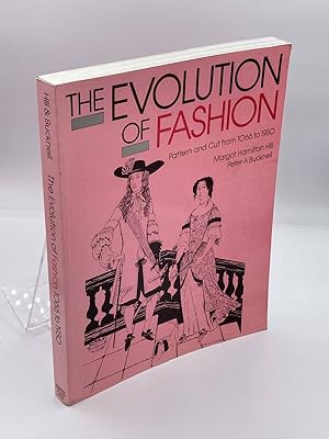 Imagen del vendedor de The Evolution of Fashion Pattern and Cut from 1066 to 1930 a la venta por True Oak Books