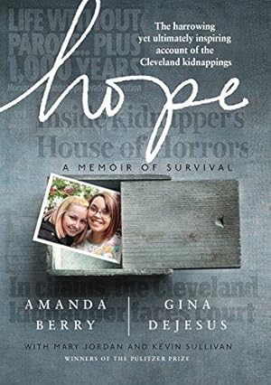 Immagine del venditore per Hope: A Memoir of Survival venduto da WeBuyBooks