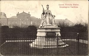 Bild des Verkufers fr Ansichtskarte / Postkarte Kensington London England, Queen Victoria Statue, Kensington Gardens zum Verkauf von akpool GmbH