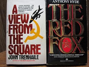 Imagen del vendedor de A VIEW FROM THE SQUARE / THE RED FOX a la venta por The Book Abyss