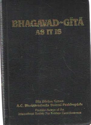 Immagine del venditore per De Bhagavad-Gita as it is. Complete Edition. Revised and Enlarged. With the original Sanskrit text, roman transliteration, English equivalents, translation and Elaborate purports venduto da Bij tij en ontij ...