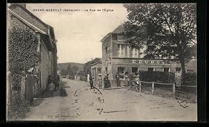 Carte postale Grand-Quevilly, La Rue de l`Eglise