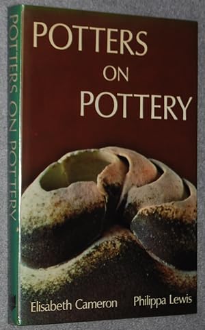 Bild des Verkufers fr Potters on pottery zum Verkauf von Springhead Books