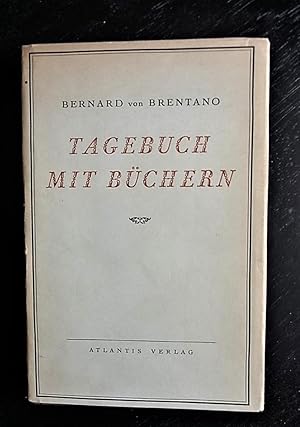 Tagebuch mit Büchern.