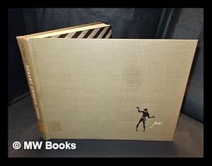 Image du vendeur pour The Theatre of Robert Edmond Jones / Edited and with a chronology by Ralph Pendleton. With contributions by John Mason Brown [and others] Illustrated with over 50 plates mis en vente par MW Books Ltd.