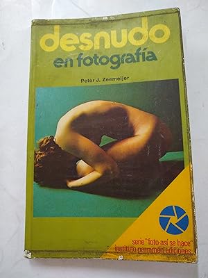 Seller image for Desnudo en fotografia for sale by Libros nicos