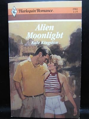 Seller image for ALIEN MOONLIGHT (Harlequin Romance #2981) for sale by The Book Abyss