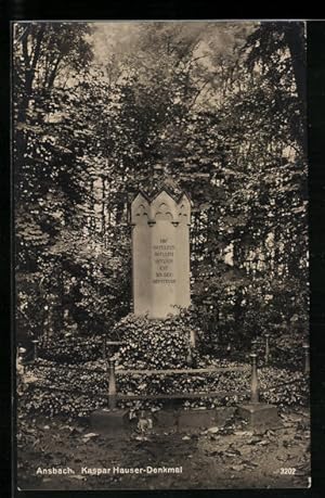 Bild des Verkufers fr Ansichtskarte Ansbach, Kaspar Hauser-Denkmal im Laub leicht bedeckt zum Verkauf von Bartko-Reher
