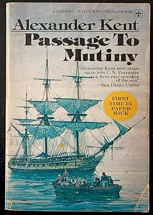 Imagen del vendedor de Passage to Mutiny a la venta por Trouve Books