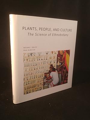 Bild des Verkufers fr Plants, People, and Culture The Science of Ethnobotany. zum Verkauf von ANTIQUARIAT Franke BRUDDENBOOKS