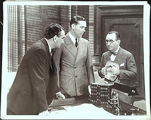 Bild des Verkufers fr Missing Witnesses 8 x10 Still 1937 John Litel, Dick Purcell, Jean Dale zum Verkauf von AcornBooksNH