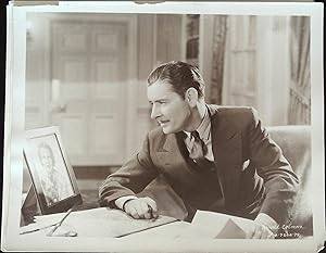 Imagen del vendedor de The Masquerader 8 x10 Still 1933 Ronald Colman, Elissa Landi a la venta por AcornBooksNH