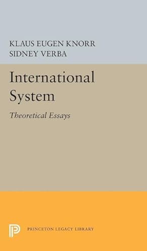 Bild des Verkufers fr International System: Theoretical Essays zum Verkauf von moluna