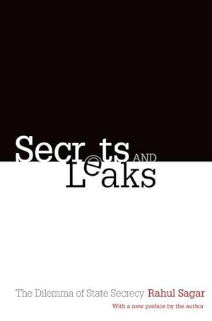 Bild des Verkufers fr Secrets and Leaks zum Verkauf von moluna