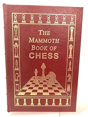 Image du vendeur pour The Mammoth Book of Chess mis en vente par Chamblin Bookmine