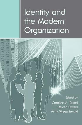 Seller image for Identity and the Modern Organization for sale by moluna