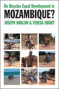 Bild des Verkufers fr Do Bicycles Equal Development in Mozambique? zum Verkauf von moluna