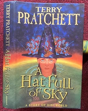 A HAT FULL OF SKY. A STORY OF DISCWORLD.