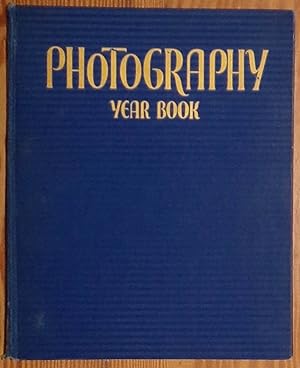 Imagen del vendedor de Photography Year Book 1938 Vol. III (3) - The International Annual of Camera Art a la venta por RG Vintage Books