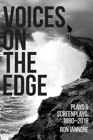 Bild des Verkufers fr Voices on the Edge: Plays & Screenplays, 1980-2018 zum Verkauf von moluna