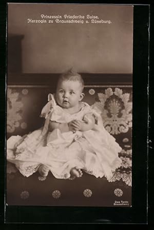 Seller image for Ansichtskarte Prinzessin Friederike Luise zu Braunschweig u. Lneburg als ssses Baby im Kleidchen for sale by Bartko-Reher