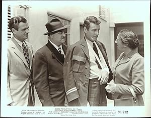 Image du vendeur pour The Great Plane Robbery 8 X 10 Still 1950 Tom Conway, Margaret Hamilton! mis en vente par AcornBooksNH