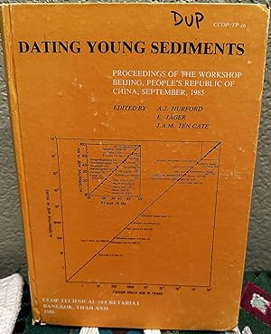 Imagen del vendedor de Dating Young Sediments a la venta por Crossroads Books