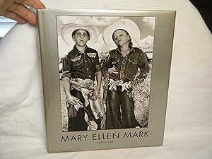 Immagine del venditore per Mary Ellen Mark An American Odyssey 1963-1999 venduto da curtis paul books, inc.