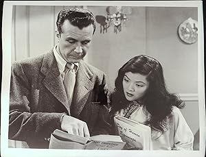 Imagen del vendedor de To the Ends of the Earth 8 X 10 Studio Issued Still 1947 Dick Powell, Maylia a la venta por AcornBooksNH