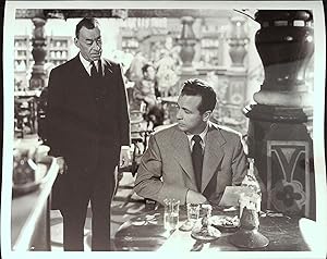 Immagine del venditore per To the Ends of the Earth 8 X 10 Studio Issued Still 1947 Dick Powell, Vladimir Sokoloff venduto da AcornBooksNH