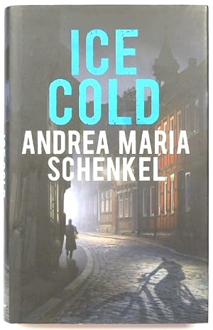 Bild des Verkufers fr Ice Cold zum Verkauf von PsychoBabel & Skoob Books