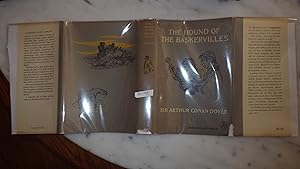 Bild des Verkufers fr The Hound of Baskervilles SERIES # 26 by Sir Arthur Conan Doyle ( Looking Glass Library ) IN Dustjacket BY GIL WALKER OF WATSON & SHERLOCK , there were words that plunged Sherlock Holmes into the most Challenging & Baffling case of his career. zum Verkauf von Bluff Park Rare Books