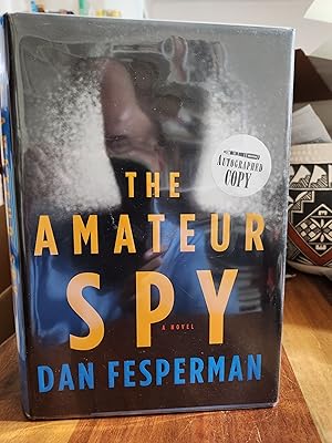 Image du vendeur pour The Amateur Spy mis en vente par Nash Books
