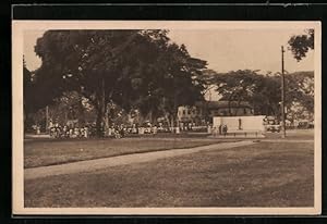 Ansichtskarte Douala, Place du Palais et Monument Leclerc