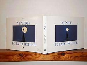 Immagine del venditore per Venice / Venedig (English-German Bi-Lingual Edition) venduto da -OnTimeBooks-