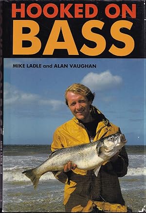 Immagine del venditore per HOOKED ON BASS. By Mike Ladle and Alan Vaughan. First edition. venduto da Coch-y-Bonddu Books Ltd
