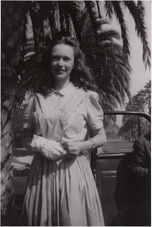 Original vernacular photograph of actress Geraldine Fitzgerald, circa 1939